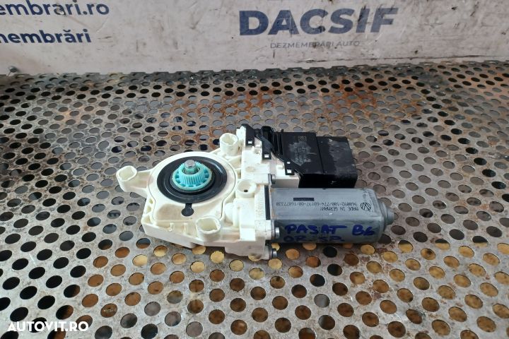Motoras macara geam spate dreapta Volkswagen VW Passat B6  [din 2005 pana  2010] seria wagon 5-usi - 1