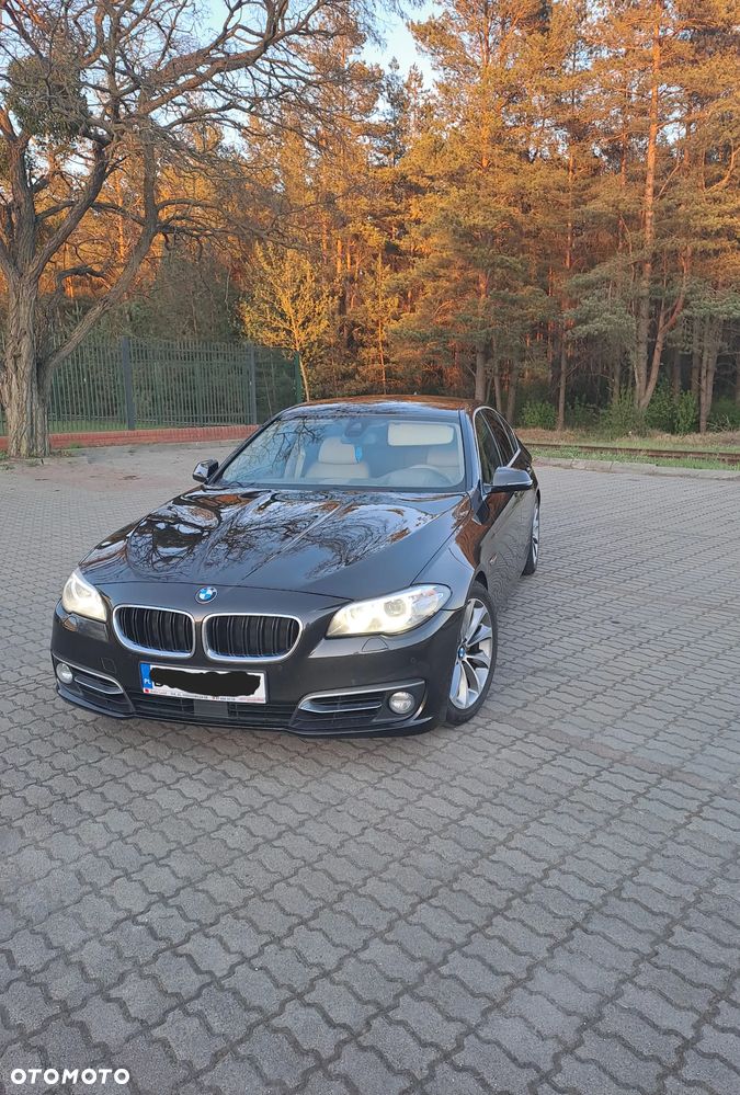 BMW Seria 5 520d xDrive Modern Line - 3