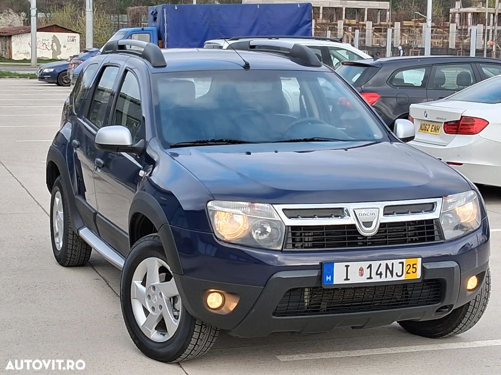 Dacia Duster 1.6 4x4 Laureate - 2