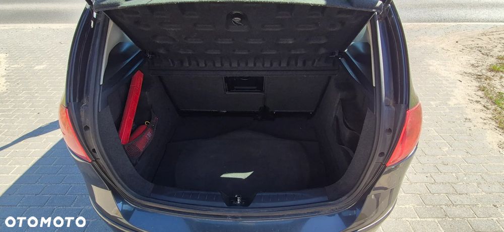 Seat Altea 1.6 Reference Comfort - 14