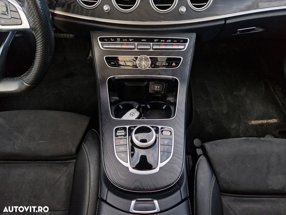 Mercedes-Benz E 220 d Aut. - 22