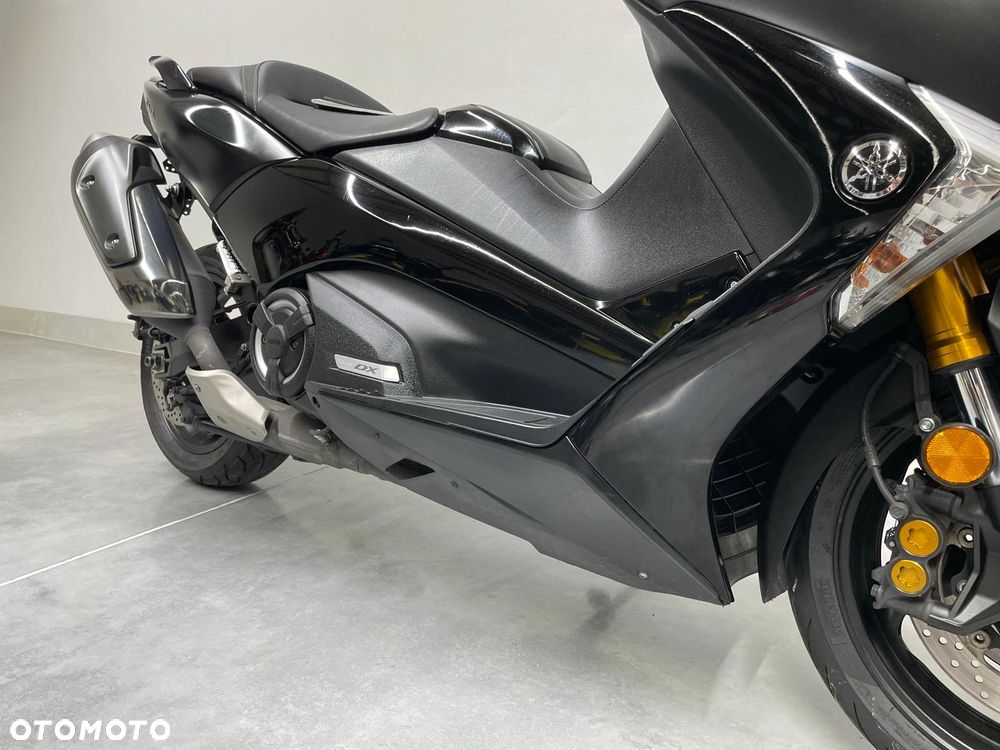 Yamaha Tmax - 19