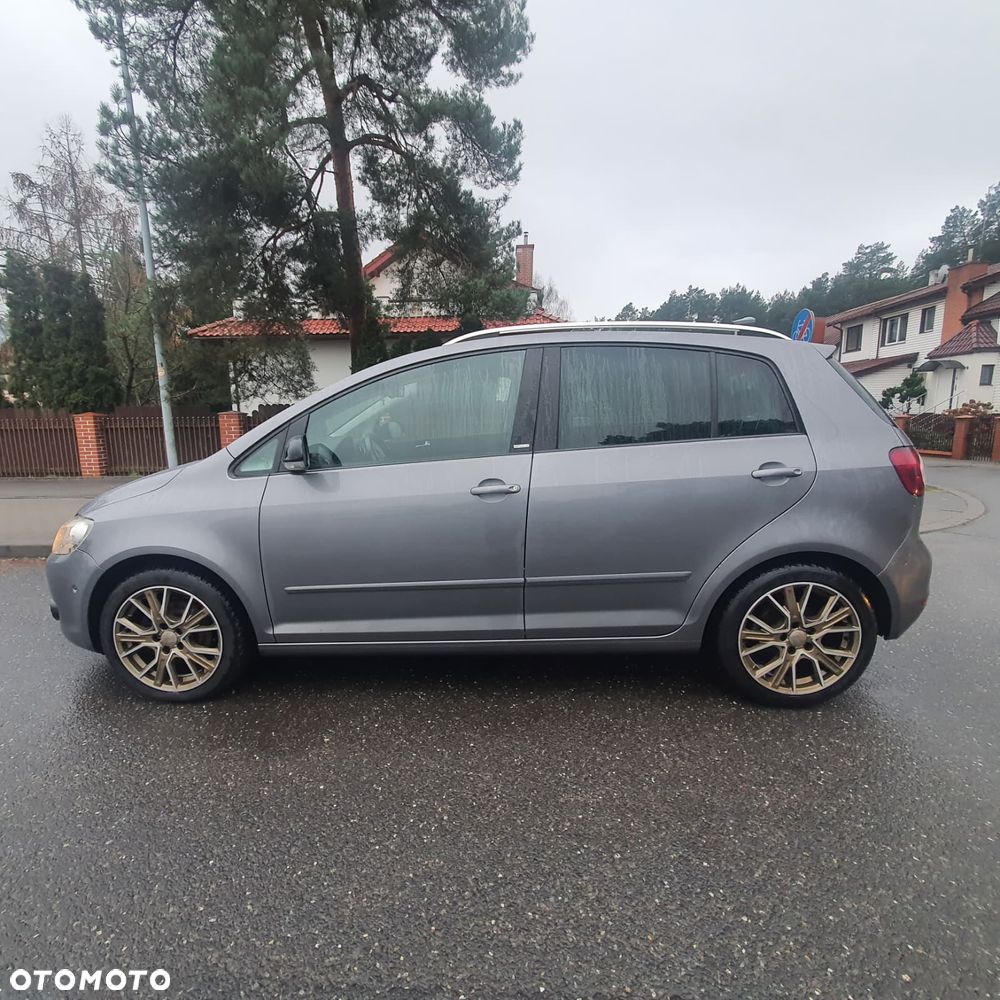 Volkswagen Golf Plus 1.6 TDI Comfortline DSG - 1