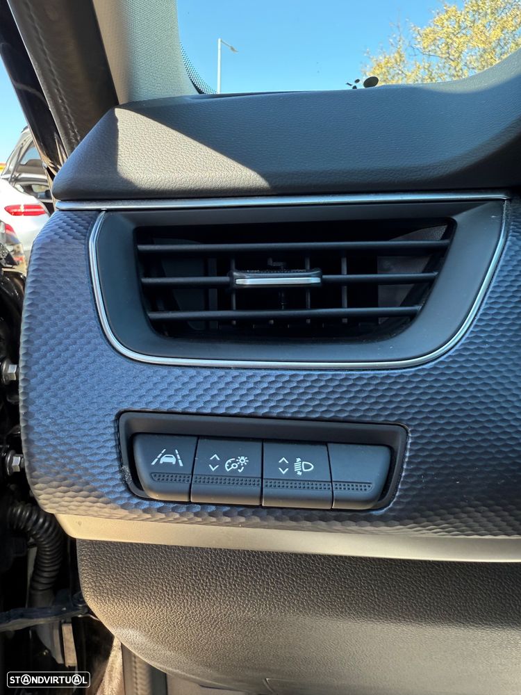 Renault Arkana 1.6 E-Tech Business - 22