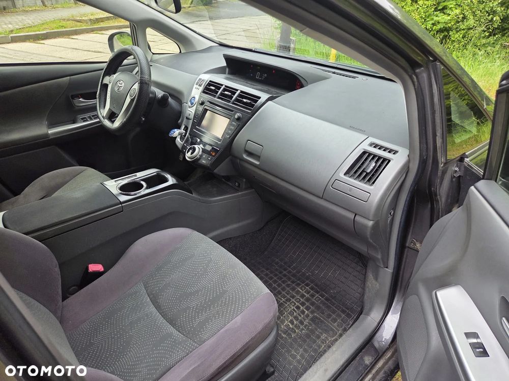 Toyota Prius+ (Hybrid) Comfort - 13