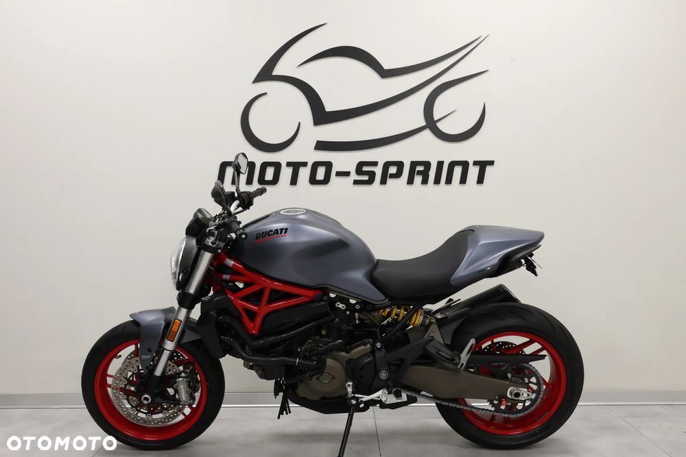 Ducati Monster - 3