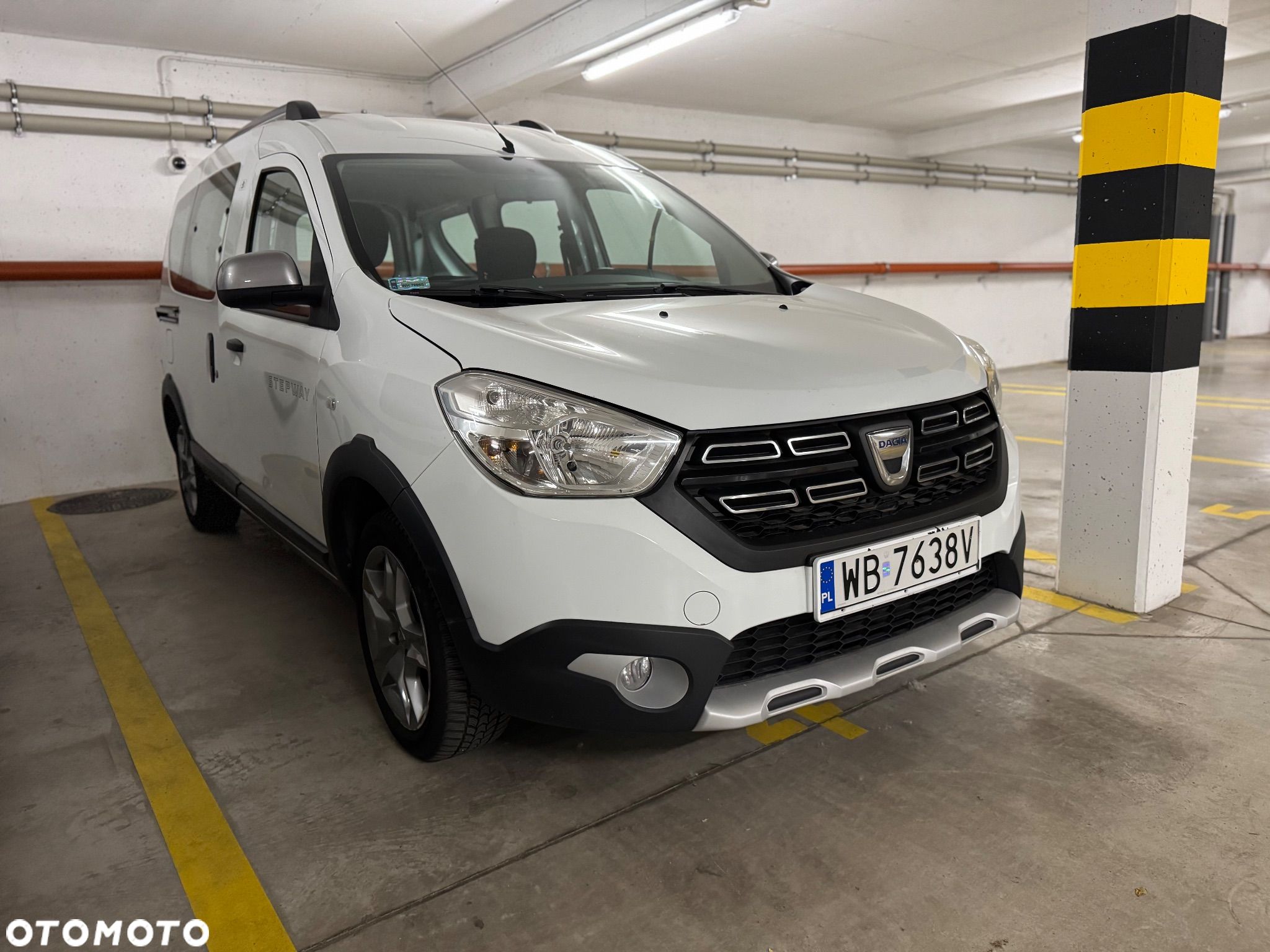 Dacia Dokker 1.2 TCe Stepway - 1