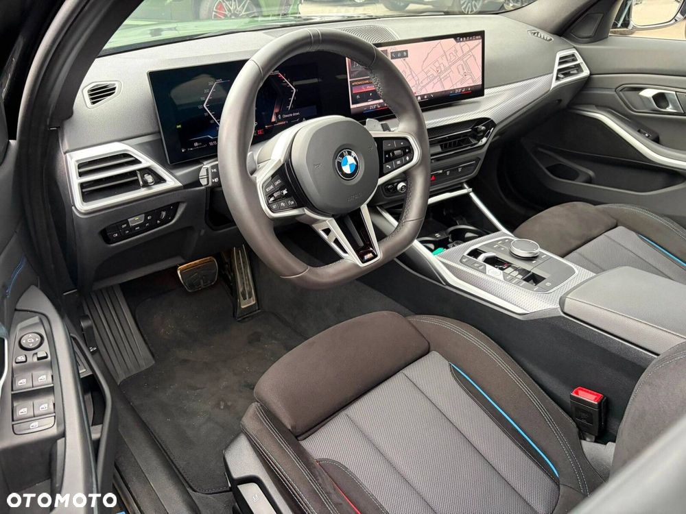 BMW Seria 3 330i xDrive M Sport sport - 12