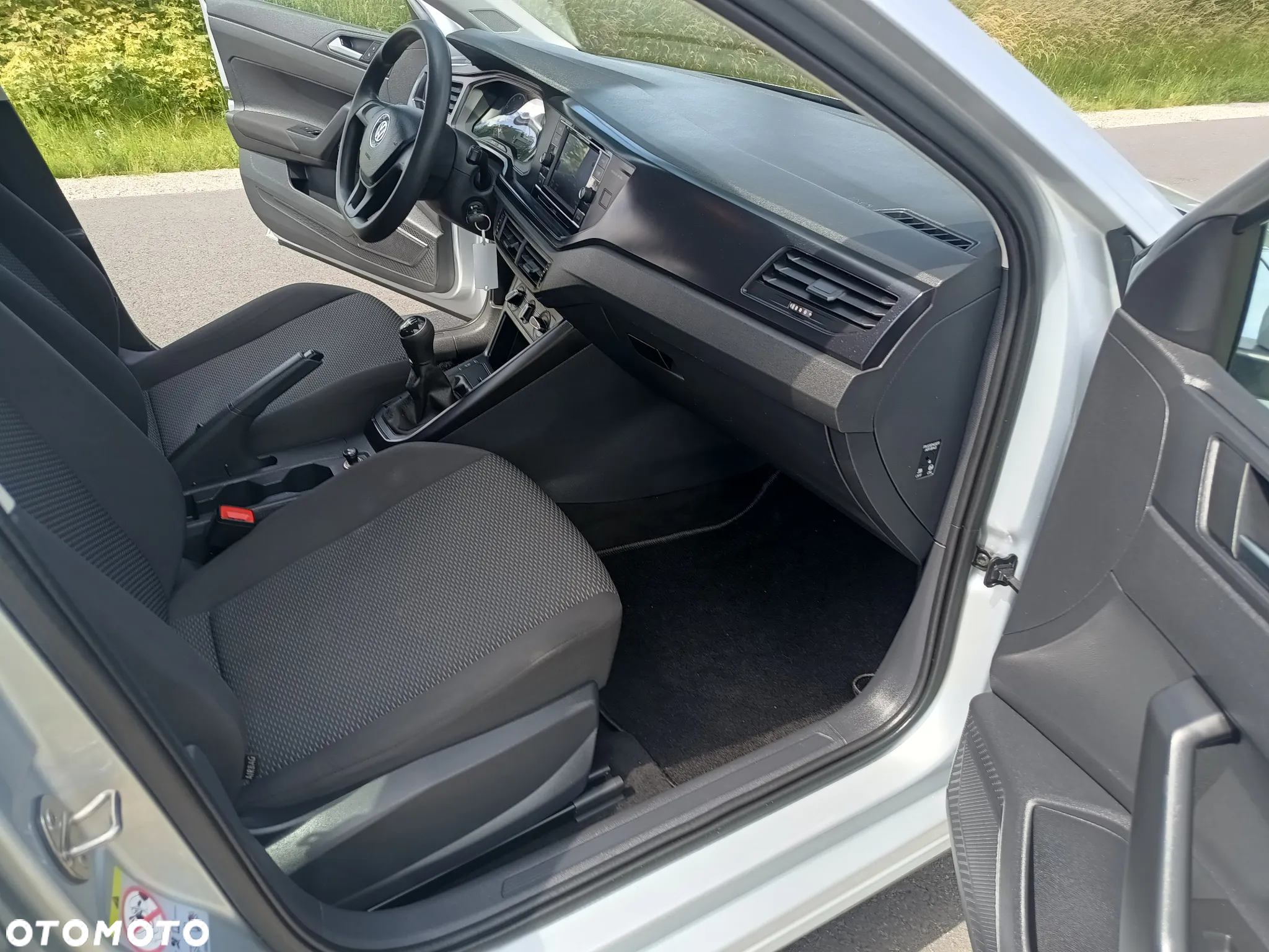 Volkswagen Polo - 11