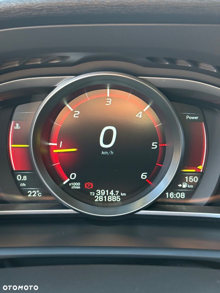 Volvo V40 D4 Momentum - 11