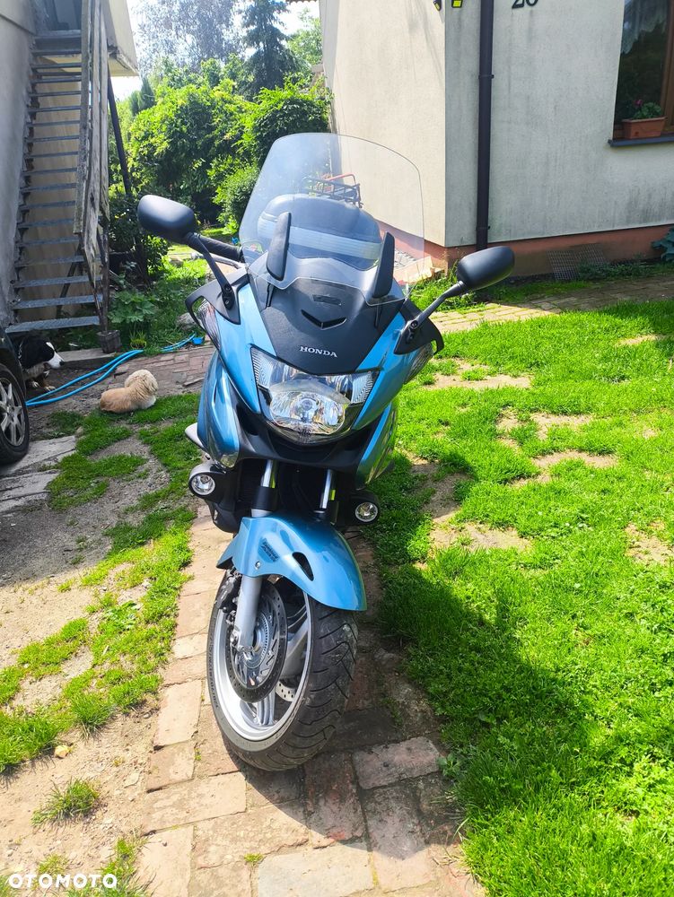 Honda NT - 1