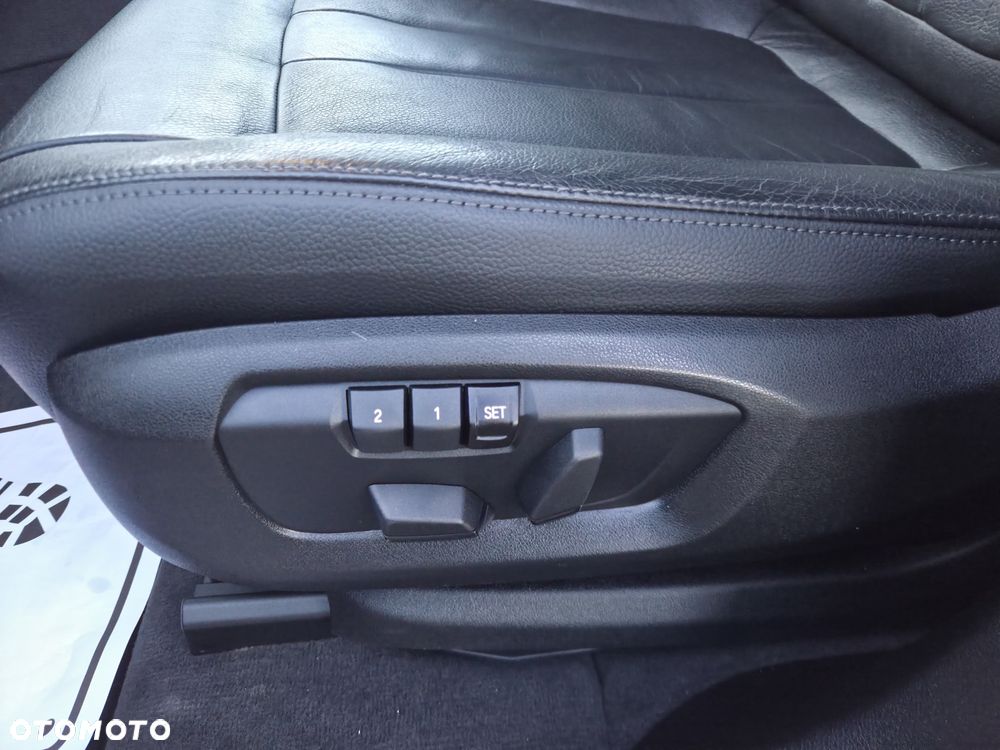 BMW X5 xDrive25d Sport-Aut - 27