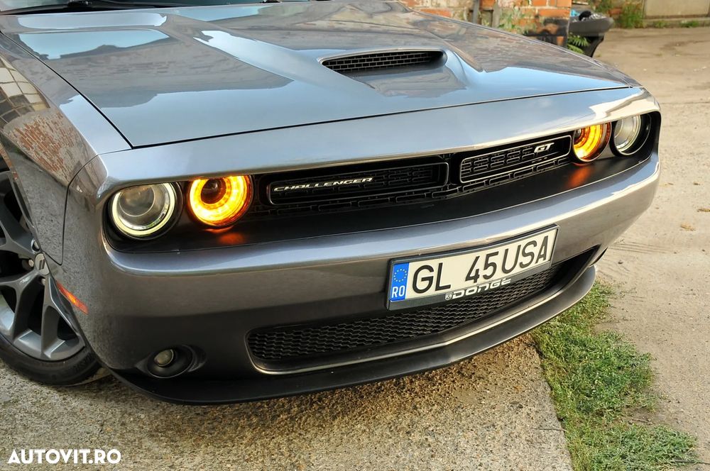 Dodge Challenger - 22