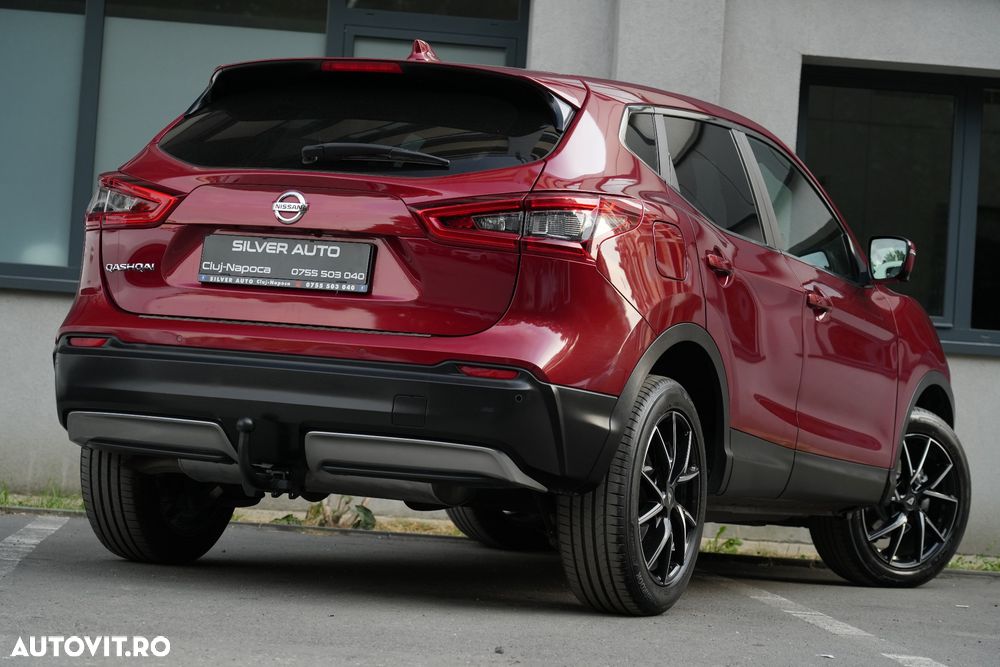 Nissan Qashqai 1.3 DIG-T DCT AKARI - 31