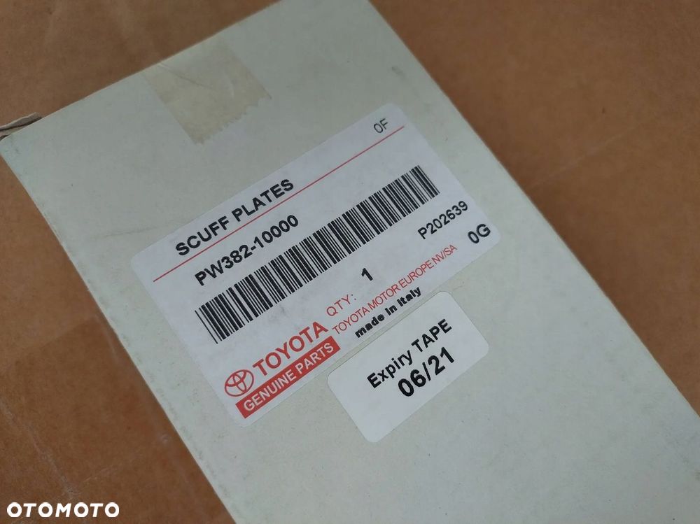 Toyota C-HR CHR 2016-2023 listwy osłony progowe ozdobne komplet - 6