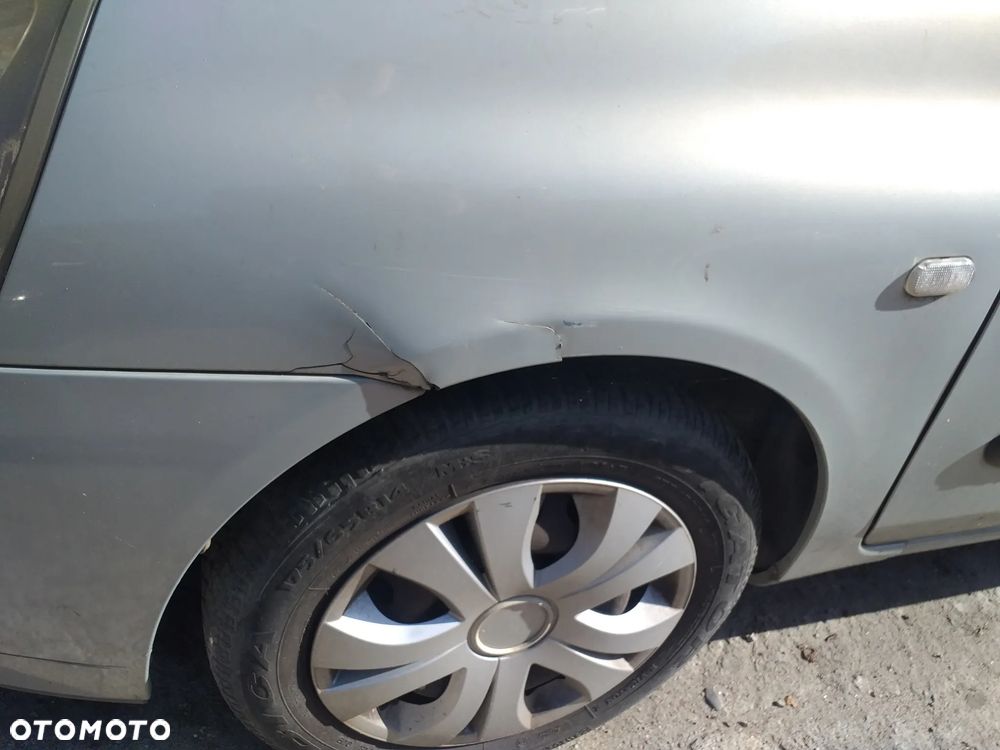 Auto na części - Renault Clio 98KM benzyna 2003 Silnik Skrzynia Drzwi Maska Klapa Błotnik Zderzak Lampa Szyba Klamka Lusterko Deska Kokpit - 5