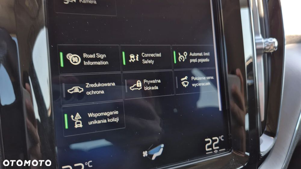 Volvo XC 60 D4 Momentum Pro - 11