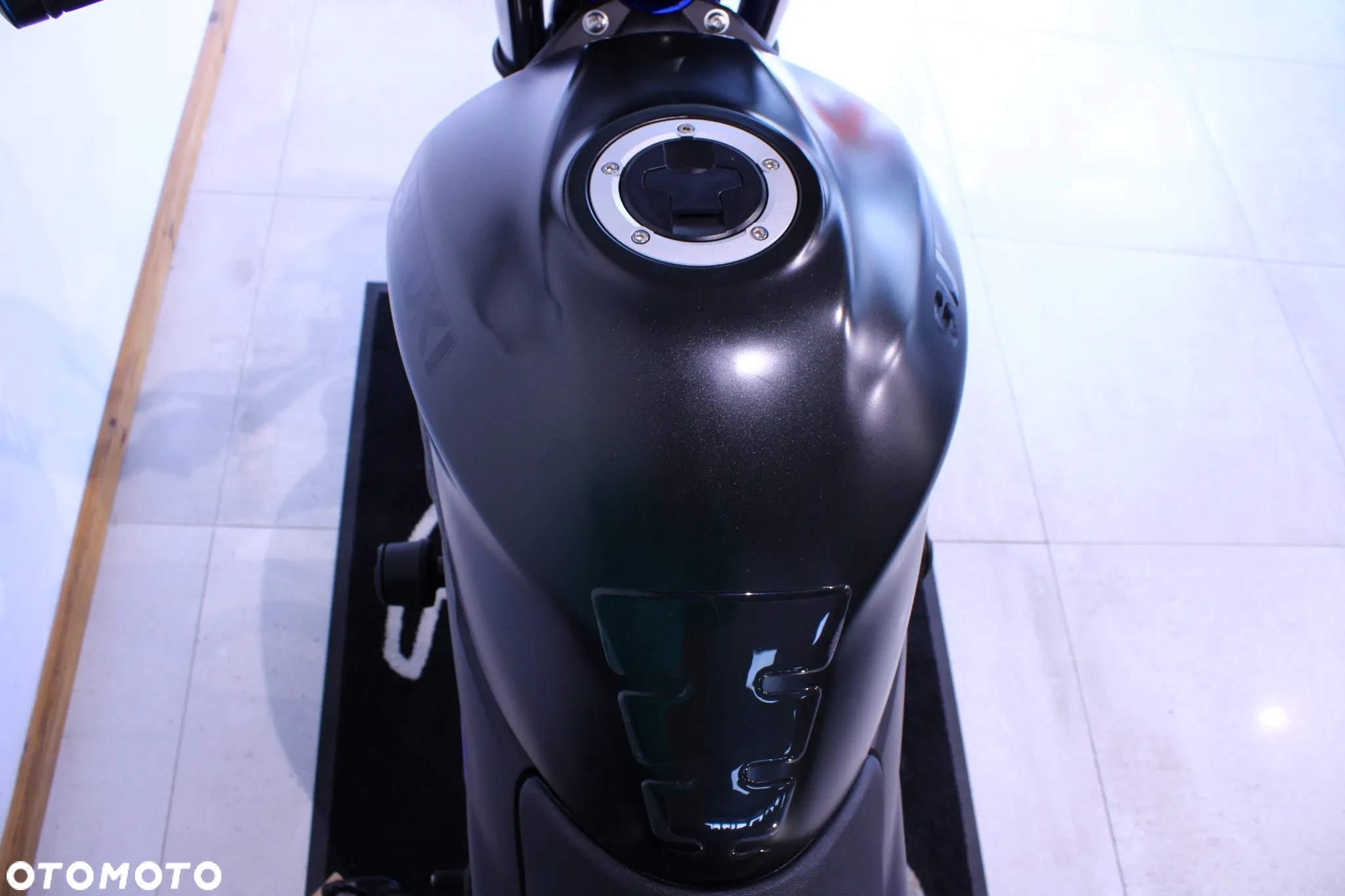 Suzuki SV - 11