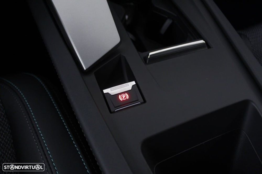 Peugeot 308 1.6 Hybrid Allure e-EAT8 - 34