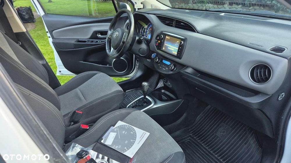 Toyota Yaris - 15