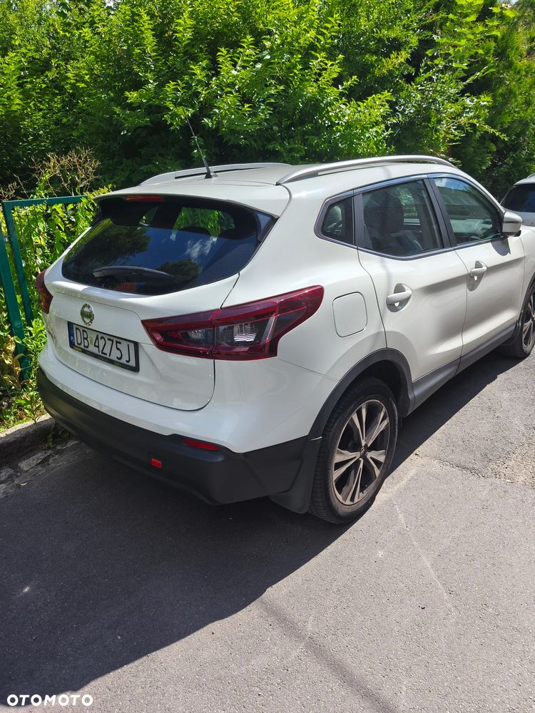 Nissan Qashqai - 2