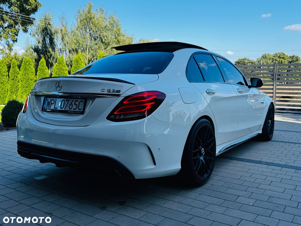 Mercedes-Benz Klasa C AMG 63 S AMG Speedshift 7G-MCT Edition 1 - 14