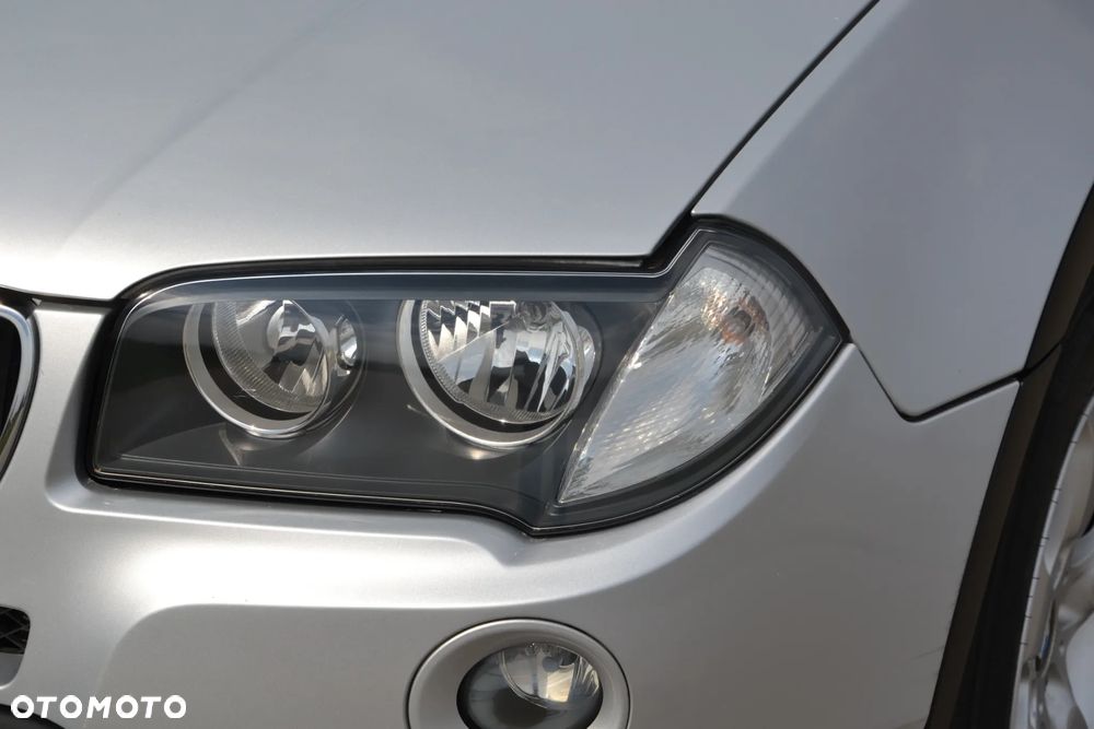 BMW X3 xDrive20i - 35