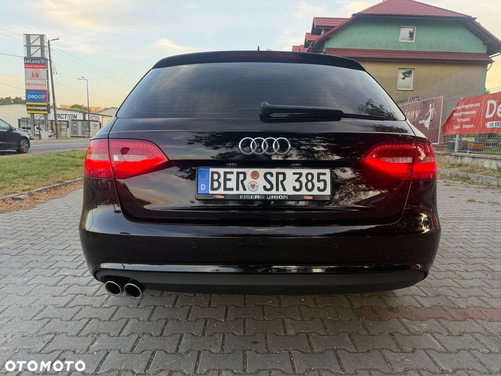 Audi A4 Avant 2.0 TDI DPF clean diesel multitronic Attraction - 13