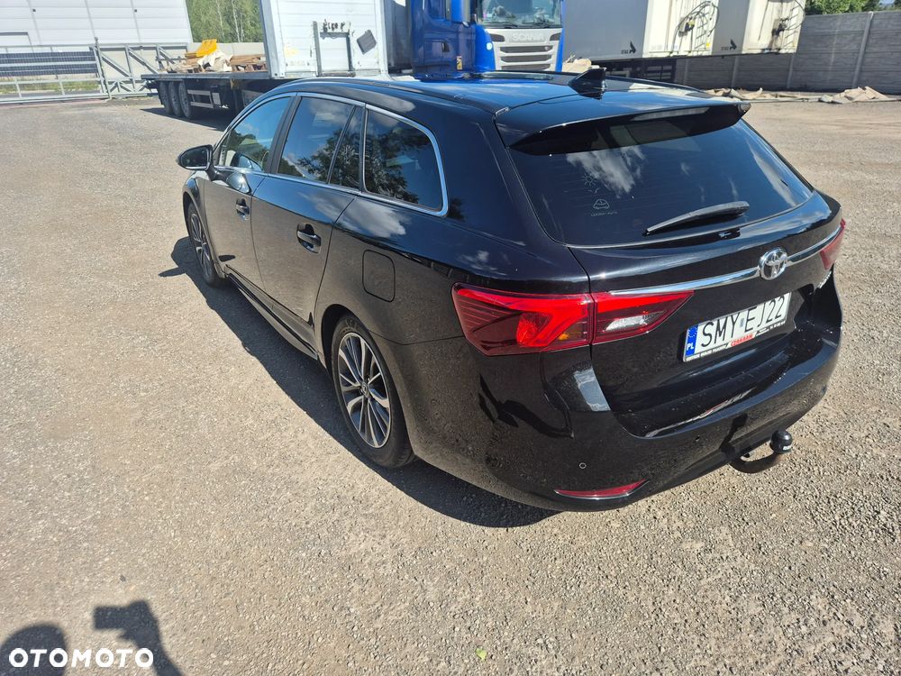 Toyota Avensis 1.8 Prestige - 4