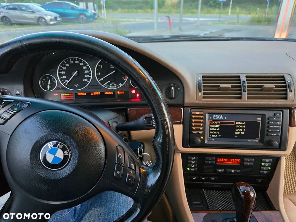 BMW Seria 5 - 30
