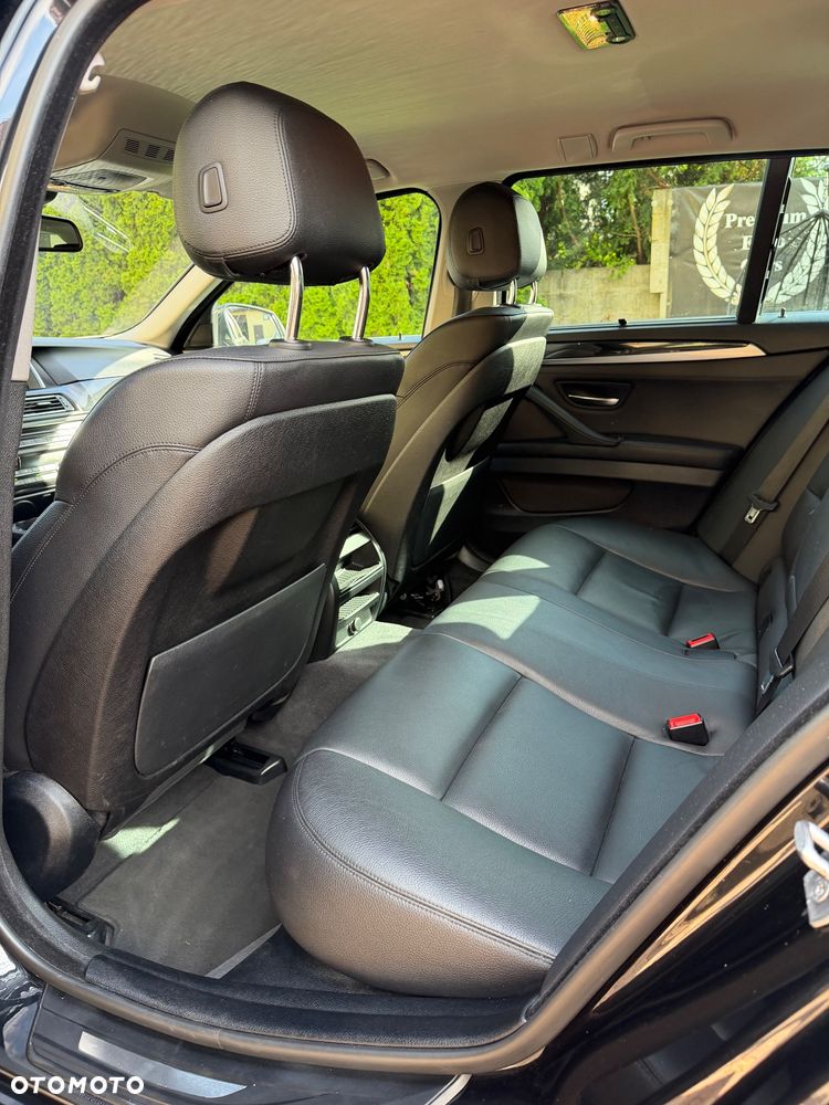 BMW Seria 5 - 25