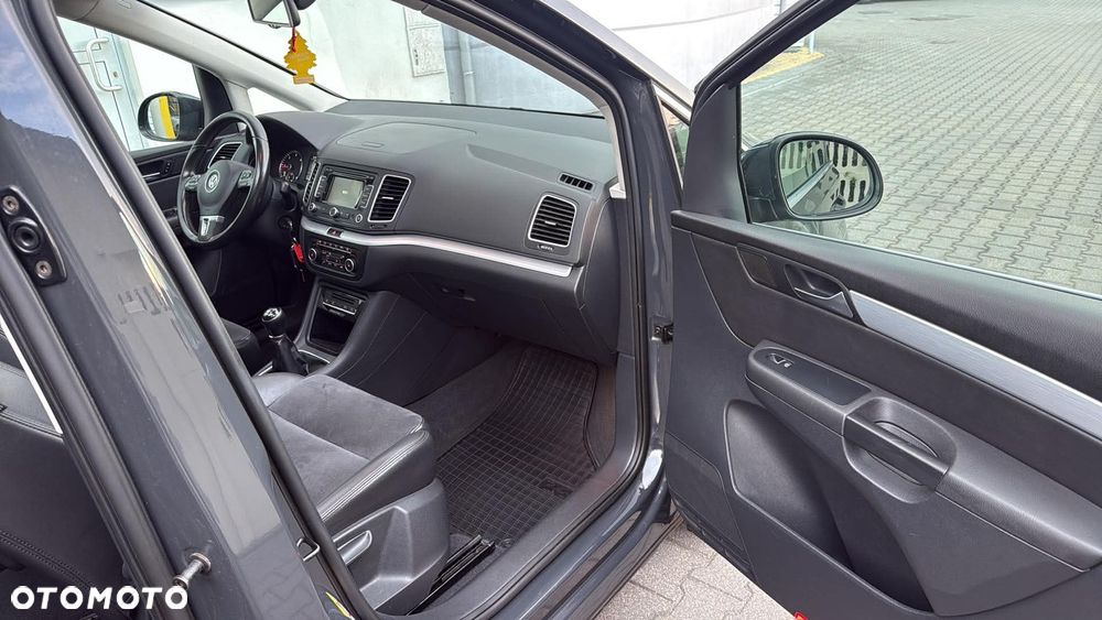 Volkswagen Sharan 2.0 TDI Blue Motion Highline - 14
