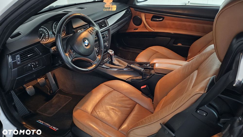 BMW Seria 3 330d DPF - 18