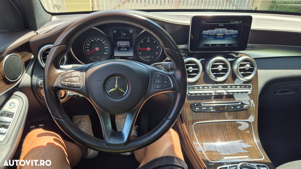 Mercedes-Benz GLC - 12
