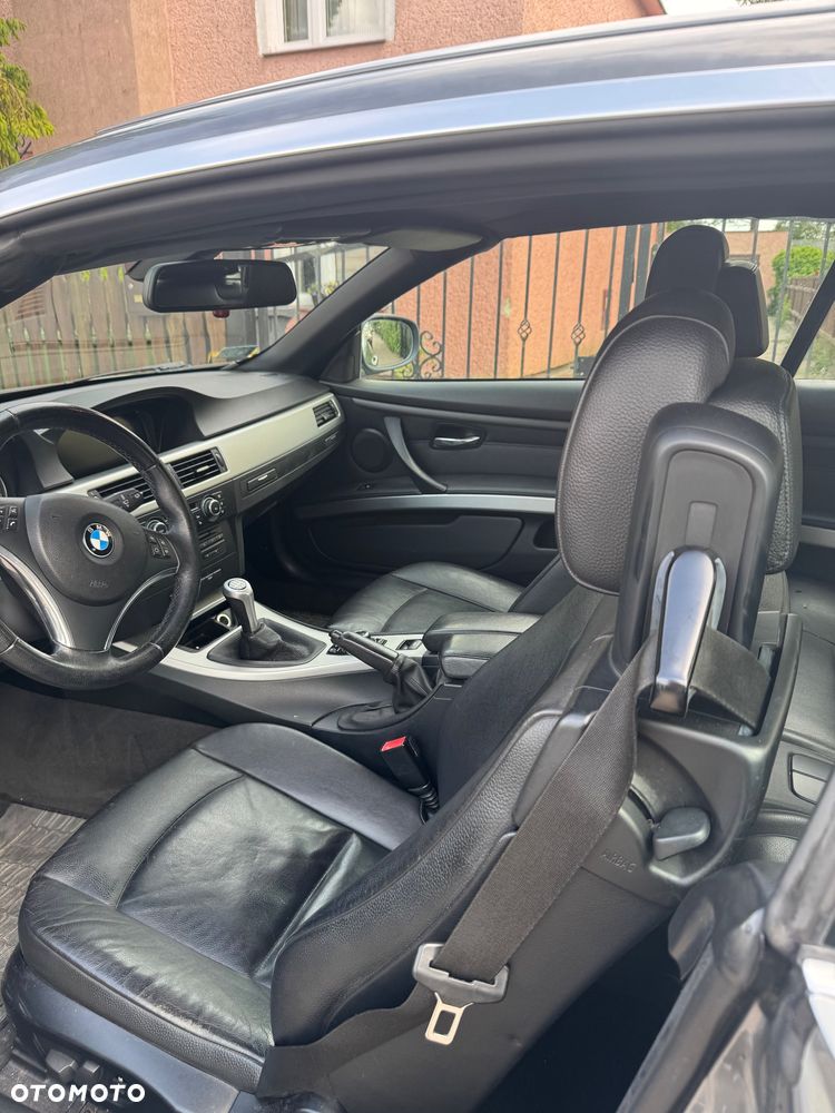 BMW Seria 3 320i - 6