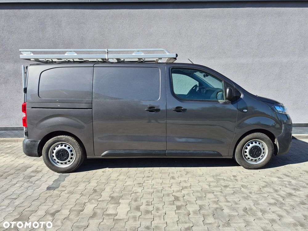 Opel Vivaro - 8