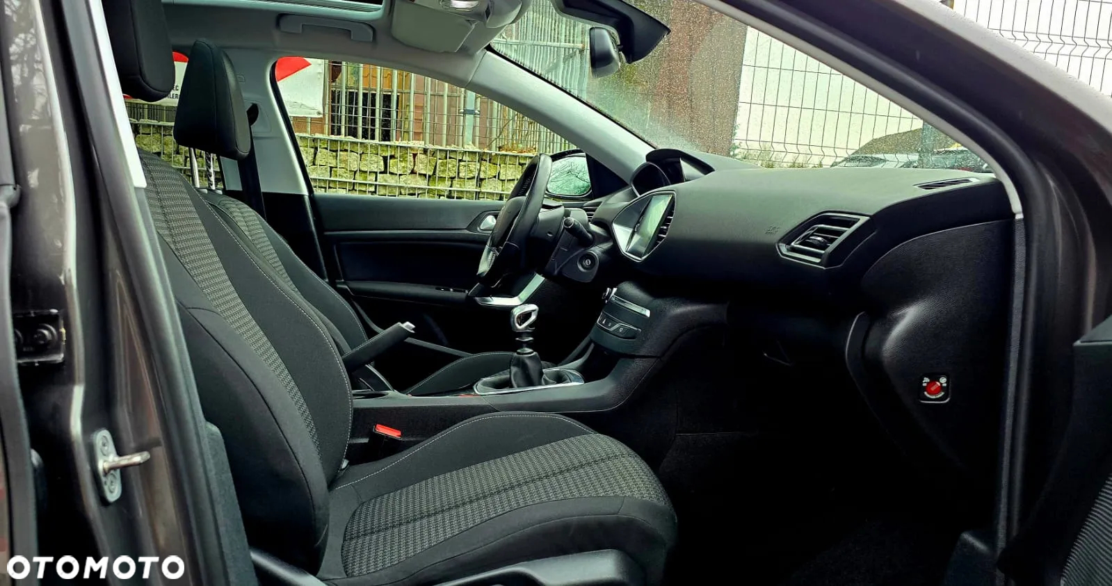 Peugeot 308 1.2 PureTech Allure S&S - 10