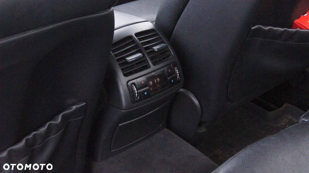 Mercedes-Benz Klasa E 280 CDI Avantgarde DPF - 11