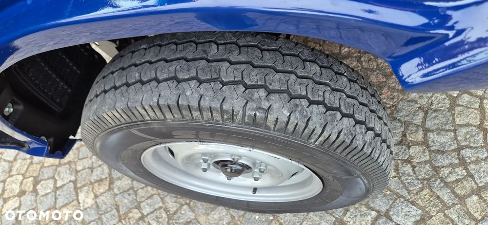 Kia K2500 - 24