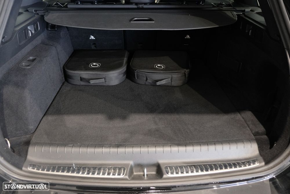 Mercedes-Benz C 300 e T 9G-TRONIC AMG Line - 34