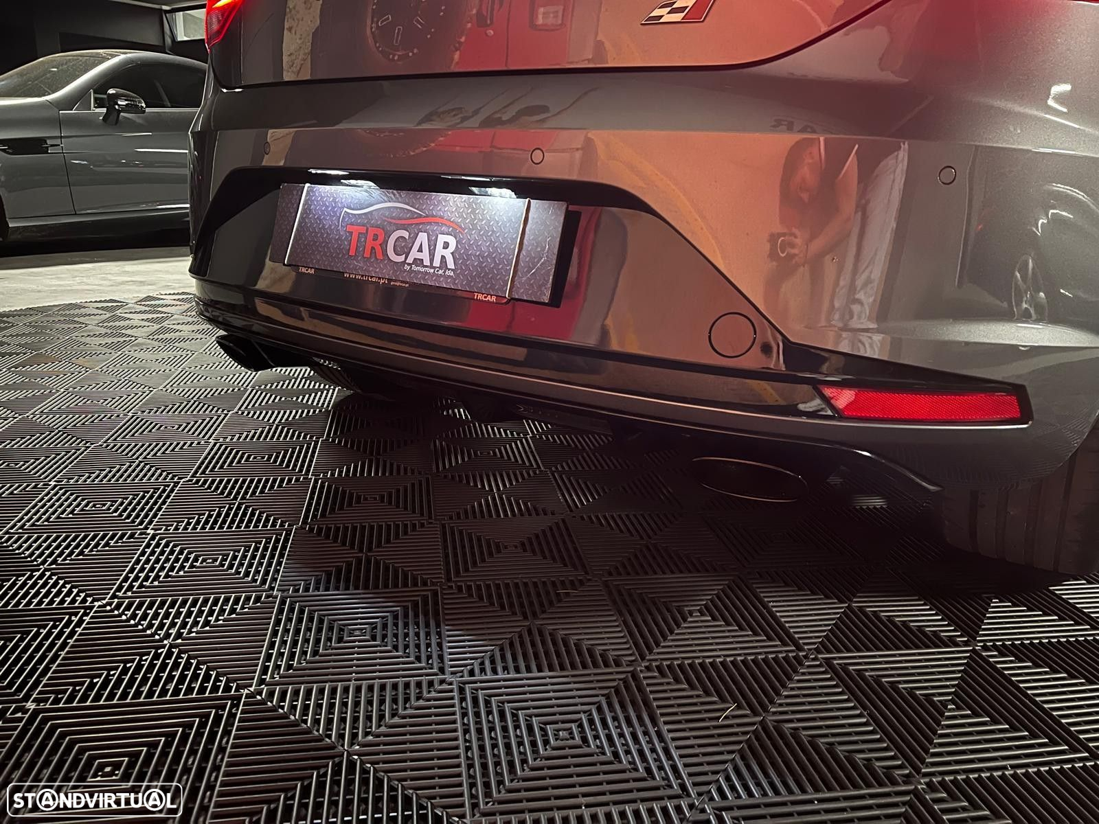 SEAT Leon 2.0 TSI Cupra DSG S/S - 9