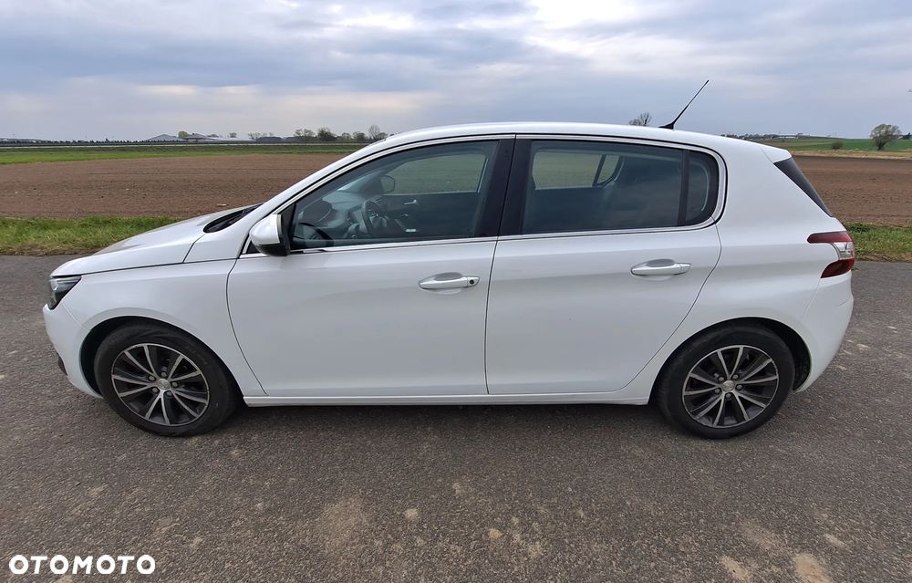 Peugeot 308 PureTech 130 EAT6 Stop & Start Allure - 9