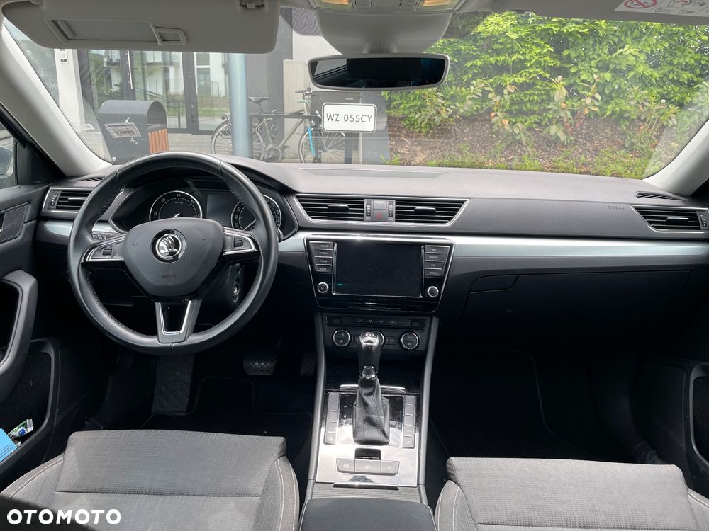 Skoda Superb 1.6 TDI DSG Ambition - 16