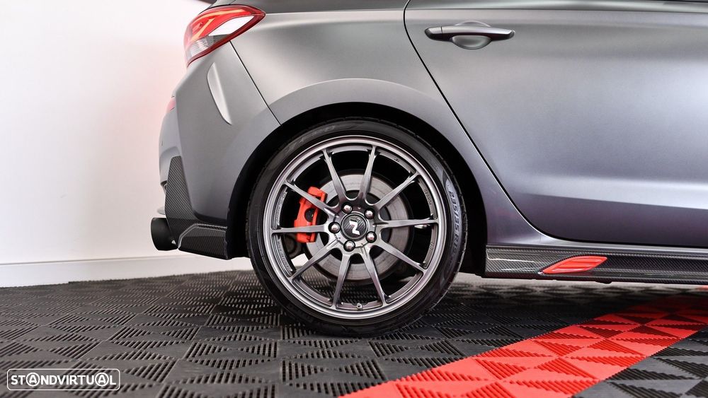 Hyundai i30 N 2.0 T-GDi Performance Pack - 32