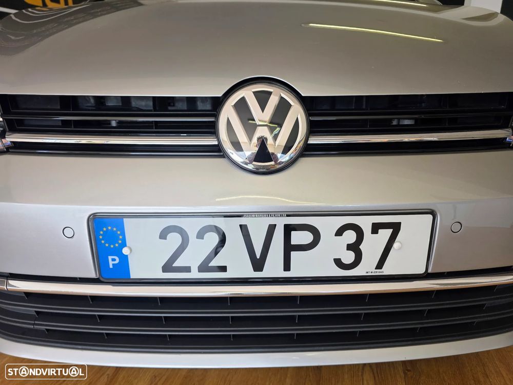 VW Golf 1.6 TDI Confortline - 5