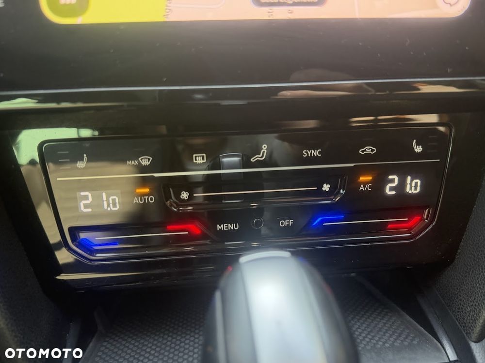 Volkswagen Passat - 15