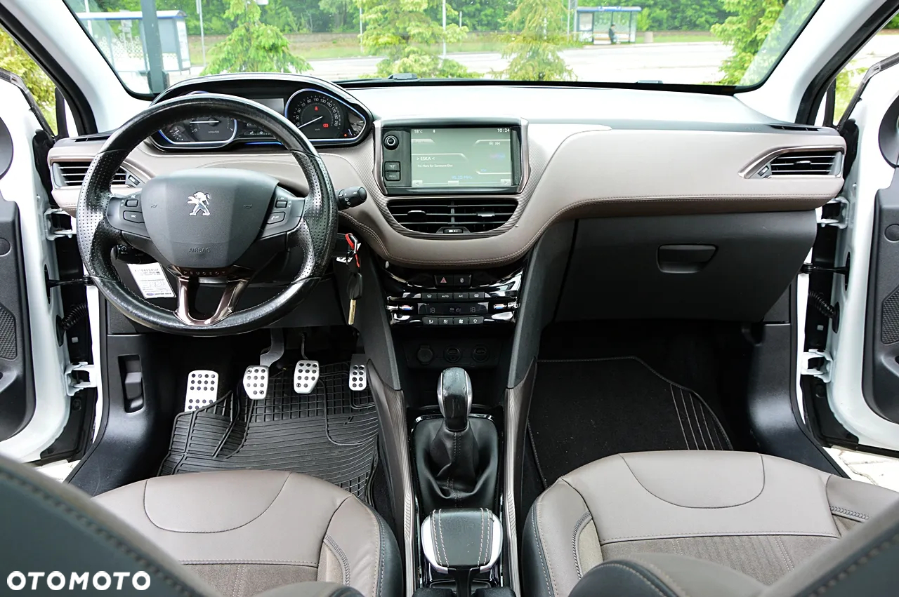 Peugeot 2008 120 VTI Allure - 24
