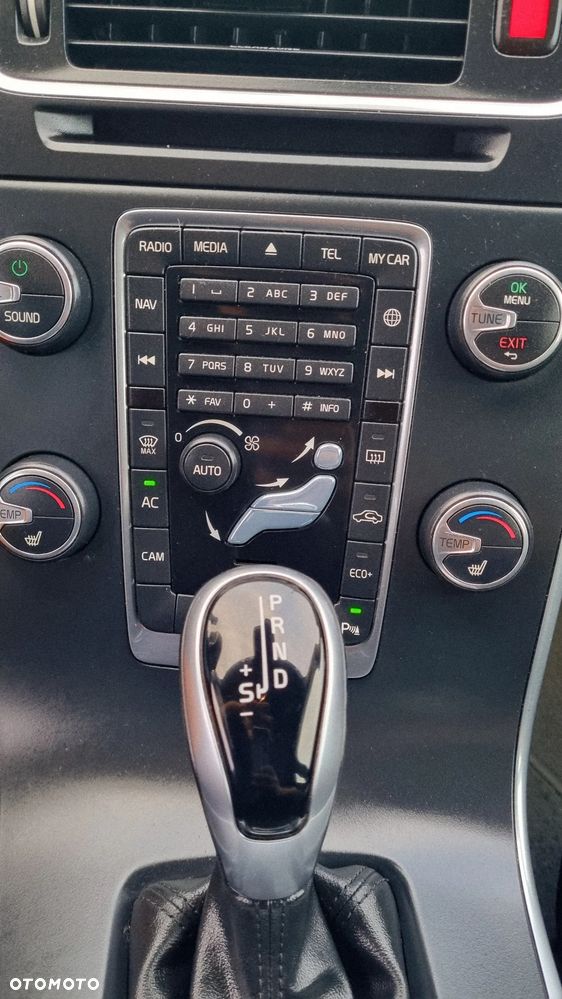 Volvo V60 D3 Geartronic Linje Business - 18