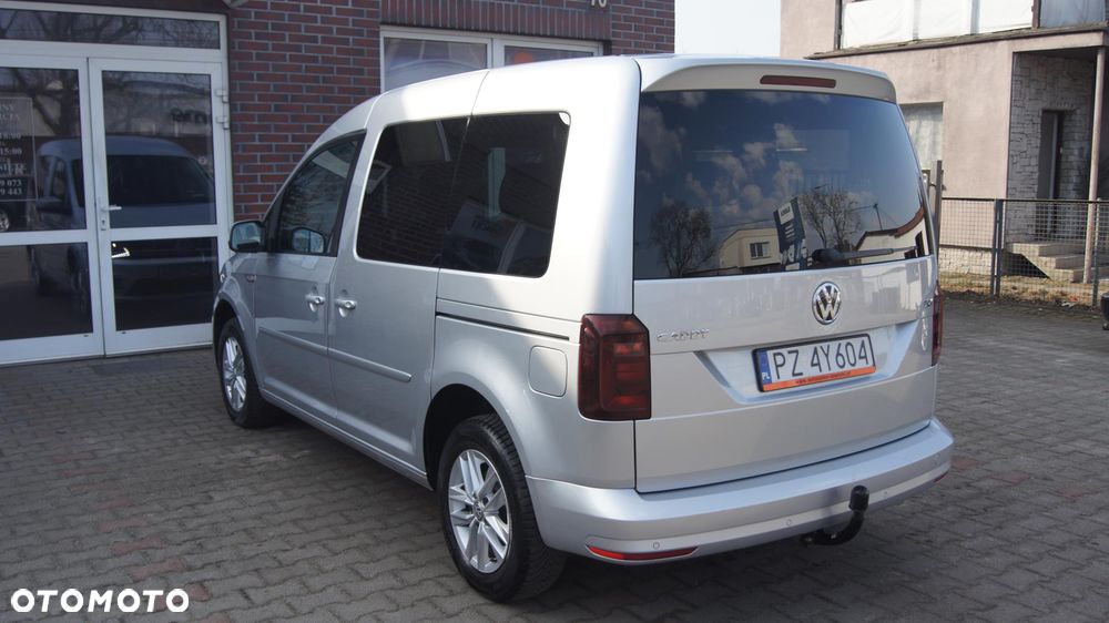 Volkswagen Caddy 2.0 TDI Comfortline DSG - 8