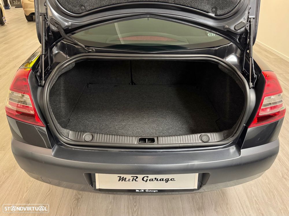 Renault Mégane 1.5 dCi Dynamique Luxe - 13